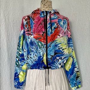 Nike WindRunner Windbreaker Cropped Hoodie Jacket Floral Tropical